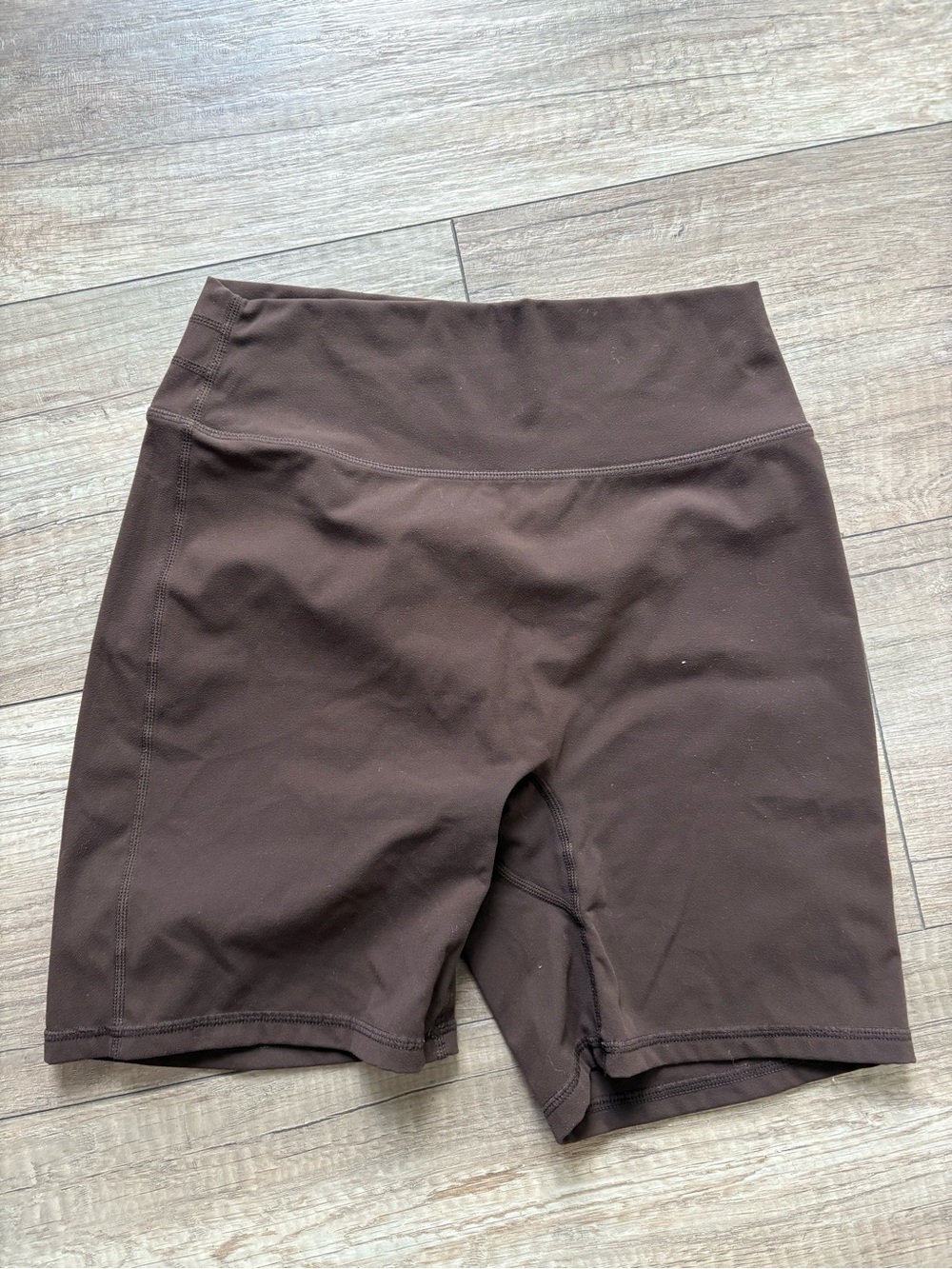 BuffBunny Legacy Short 6” — Dark Brown